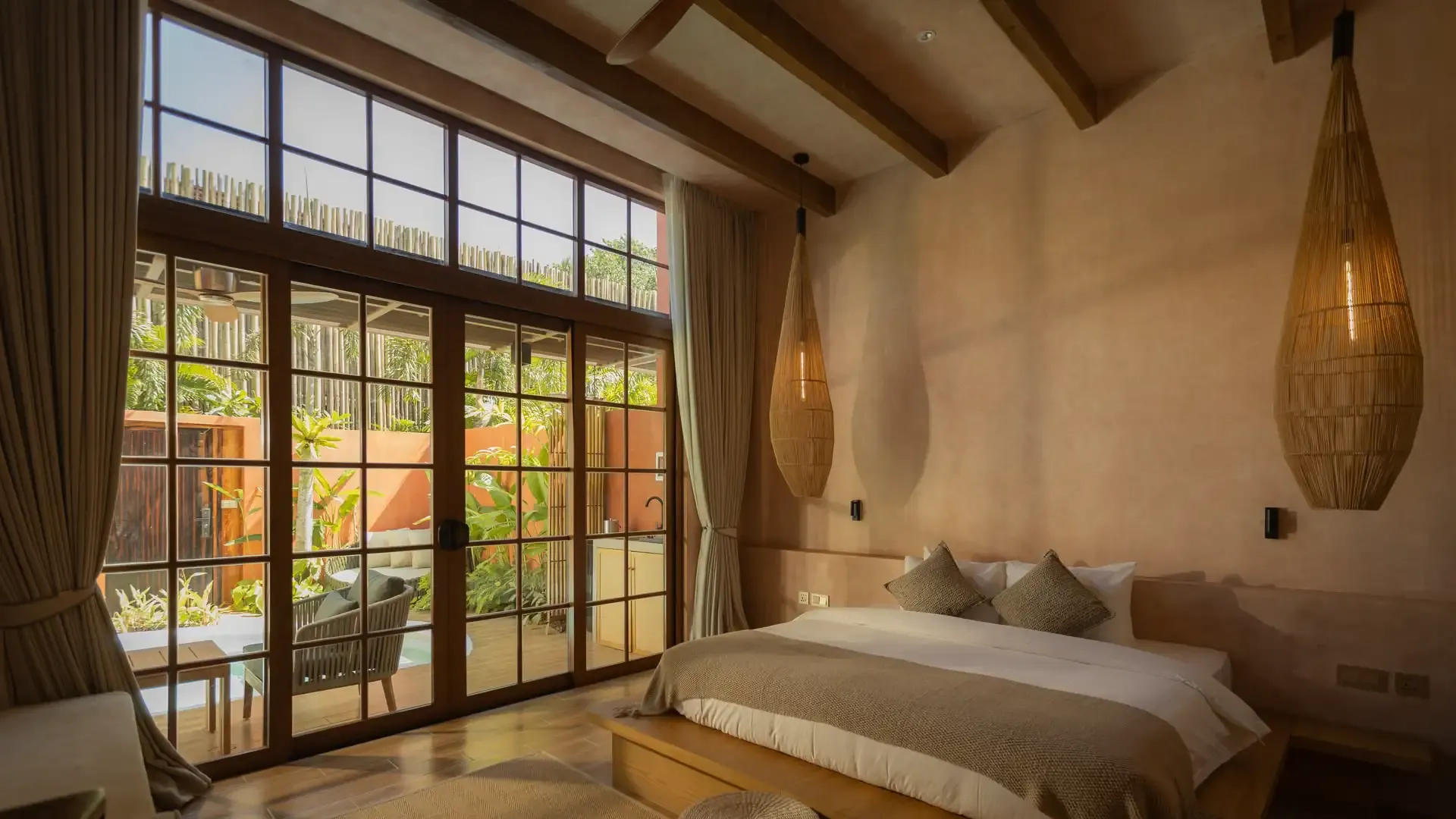 Lio Lio Suite — view 2
